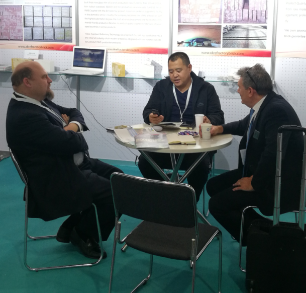 炫坤科技參加2018德國杜塞爾多夫國際玻